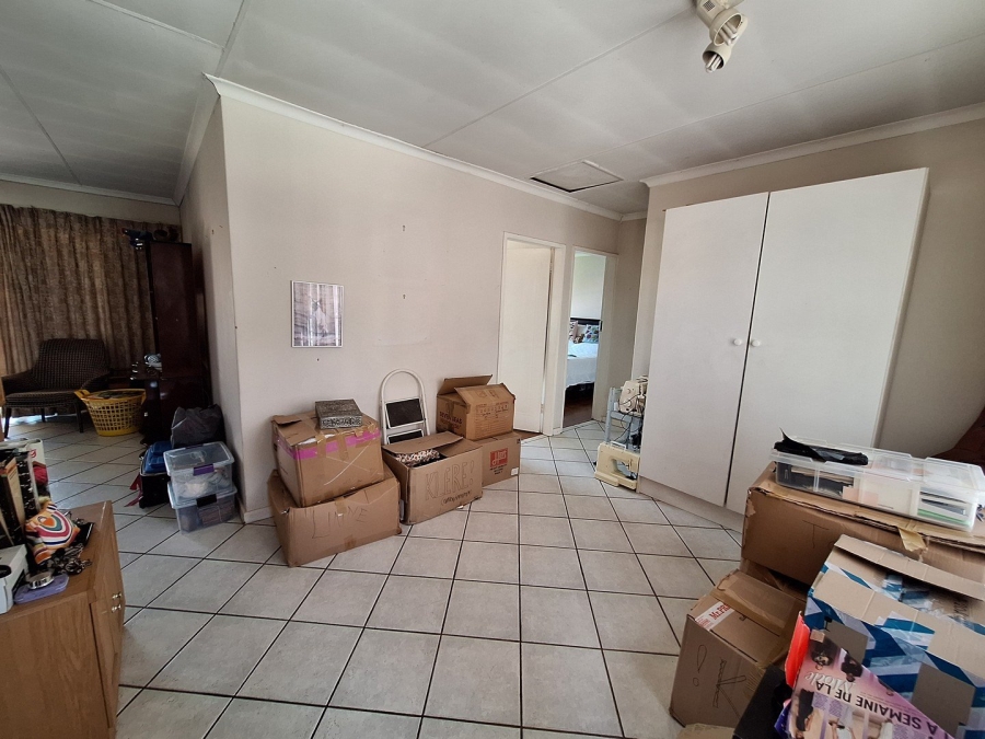 2 Bedroom Property for Sale in Amberfield Crest Estate Gauteng