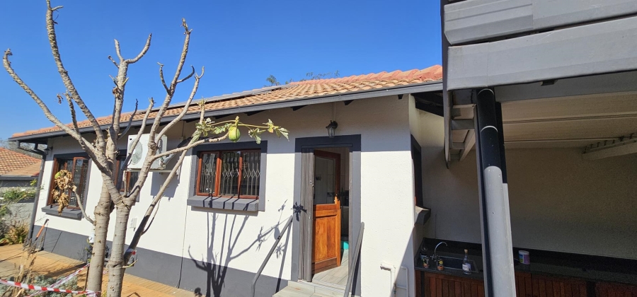 3 Bedroom Property for Sale in Heatherview Gauteng