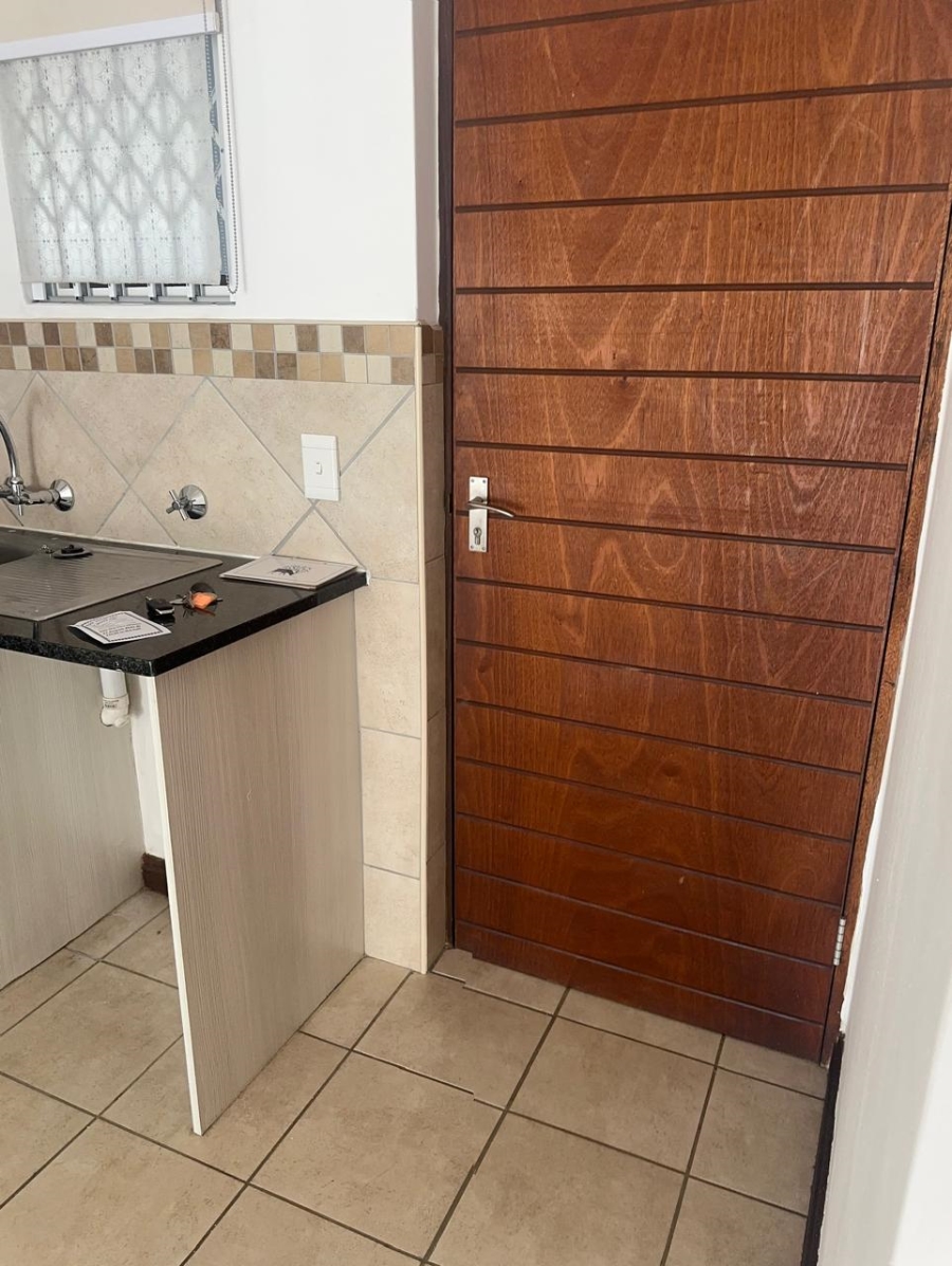 2 Bedroom Property for Sale in Brentwood Park Gauteng