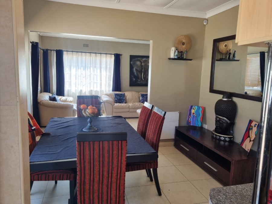 4 Bedroom Property for Sale in Sunnyridge Gauteng