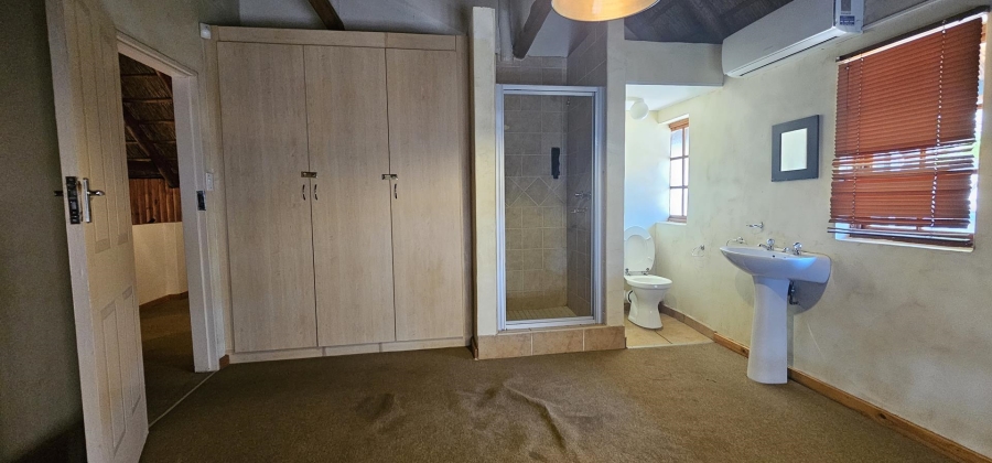 4 Bedroom Property for Sale in Heatherview Gauteng