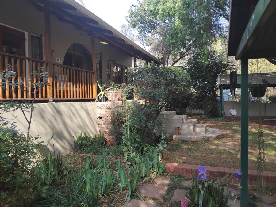 6 Bedroom Property for Sale in Kensington Gauteng