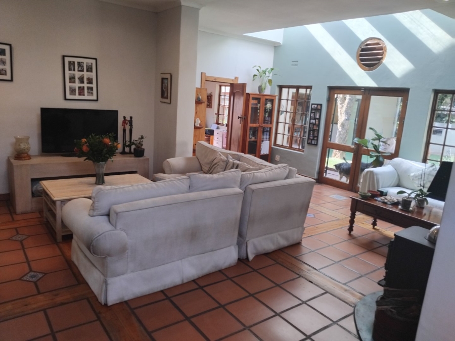 6 Bedroom Property for Sale in Kensington Gauteng