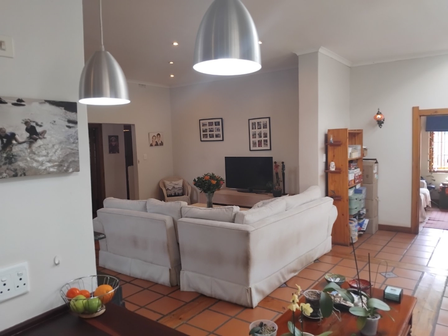 6 Bedroom Property for Sale in Kensington Gauteng