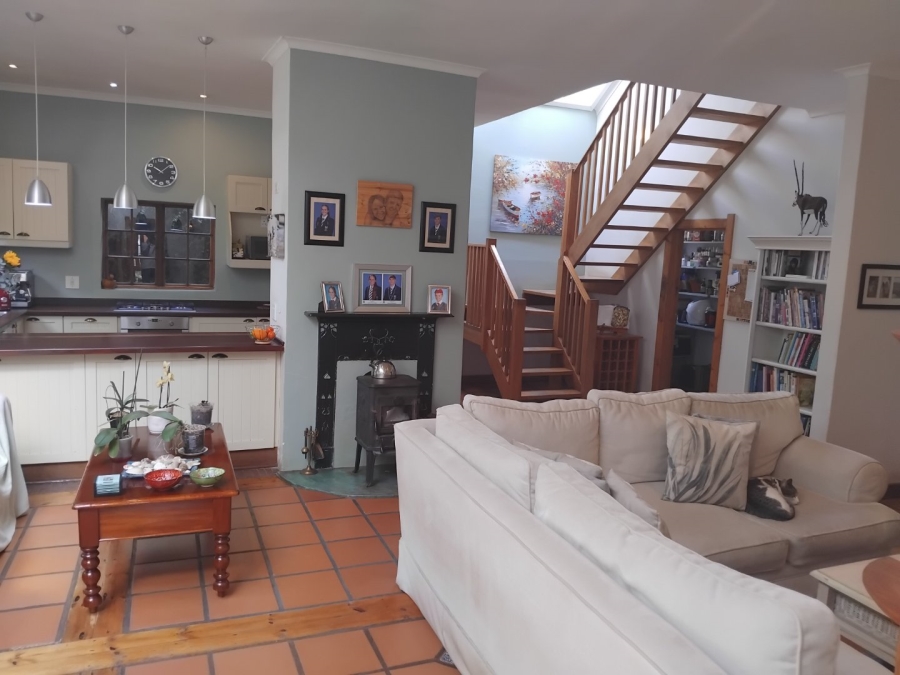 6 Bedroom Property for Sale in Kensington Gauteng