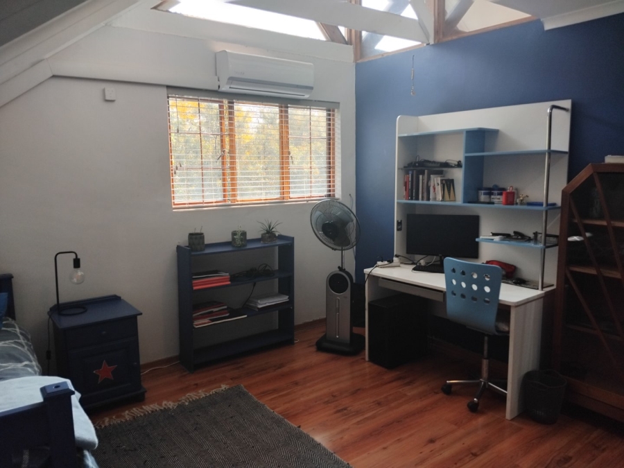 6 Bedroom Property for Sale in Kensington Gauteng