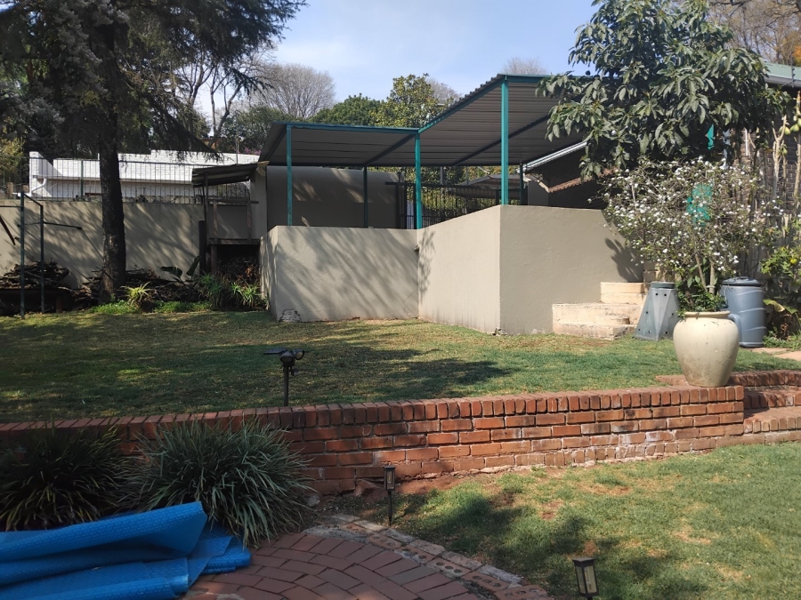 6 Bedroom Property for Sale in Kensington Gauteng