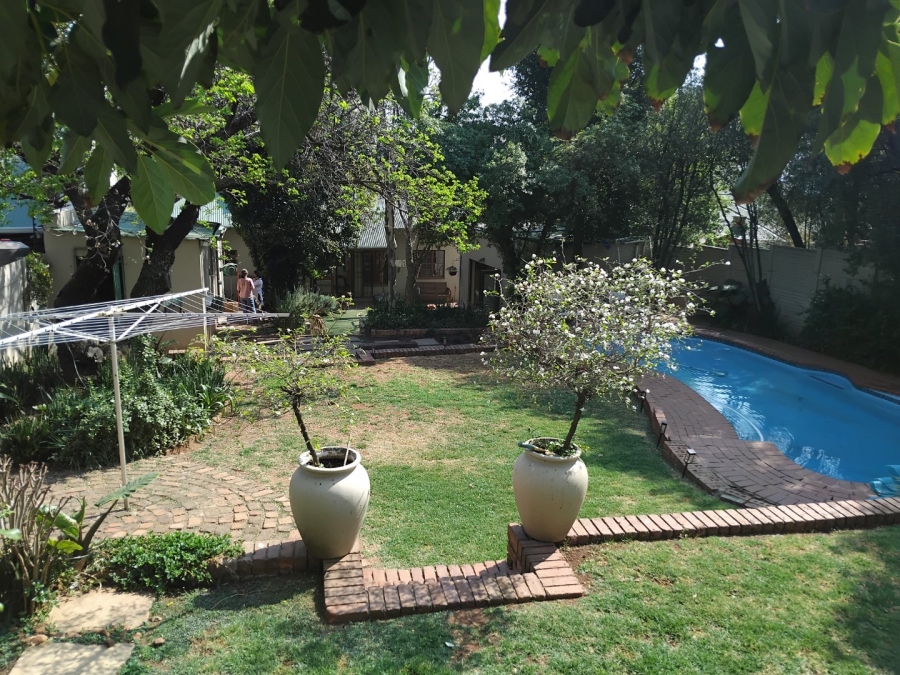 6 Bedroom Property for Sale in Kensington Gauteng