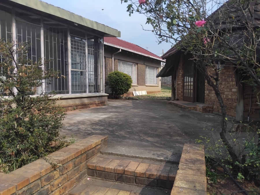 3 Bedroom Property for Sale in Woodmere Gauteng