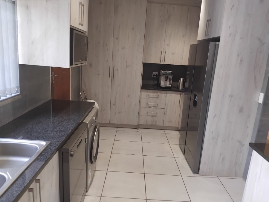 3 Bedroom Property for Sale in Woodmere Gauteng