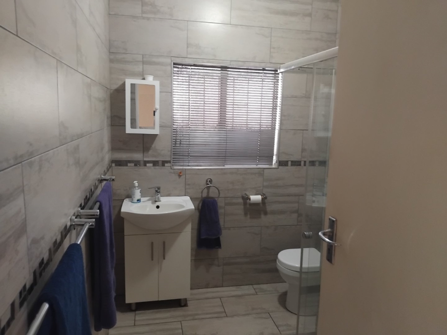 3 Bedroom Property for Sale in Woodmere Gauteng