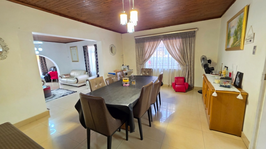 4 Bedroom Property for Sale in Laudium Gauteng