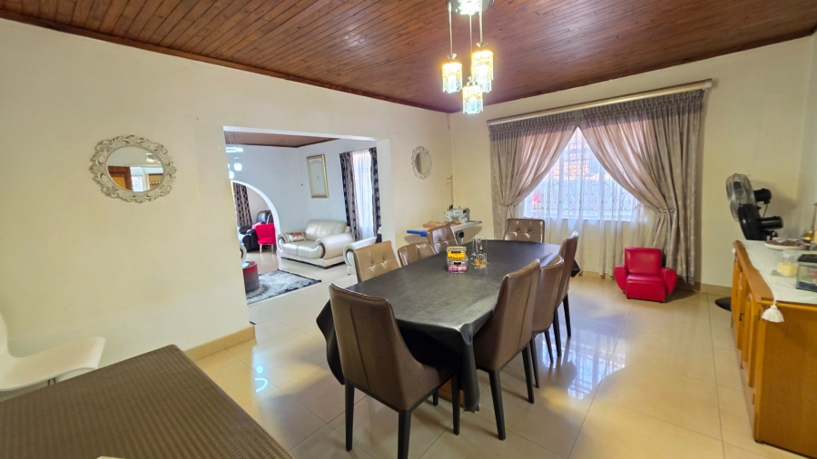 4 Bedroom Property for Sale in Laudium Gauteng