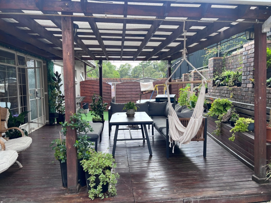 To Let 3 Bedroom Property for Rent in Bedford Gardens Gauteng