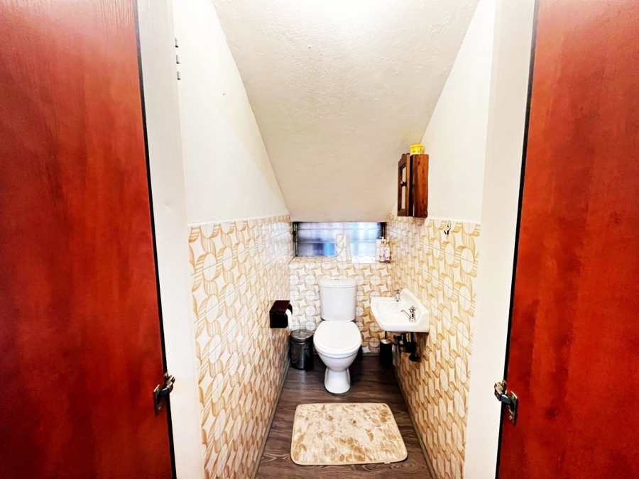 To Let 3 Bedroom Property for Rent in Wierda Park Gauteng