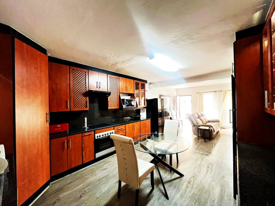 To Let 3 Bedroom Property for Rent in Wierda Park Gauteng