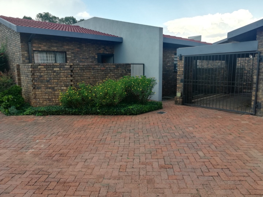 3 Bedroom Property for Sale in Montgomery Park Gauteng