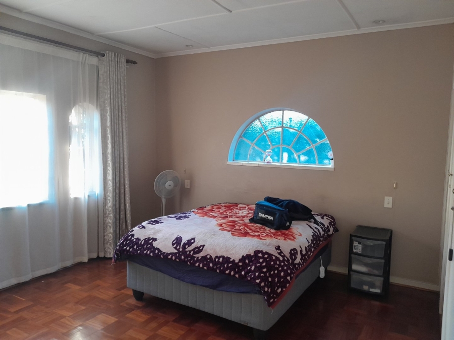 3 Bedroom Property for Sale in Cyrildene Gauteng