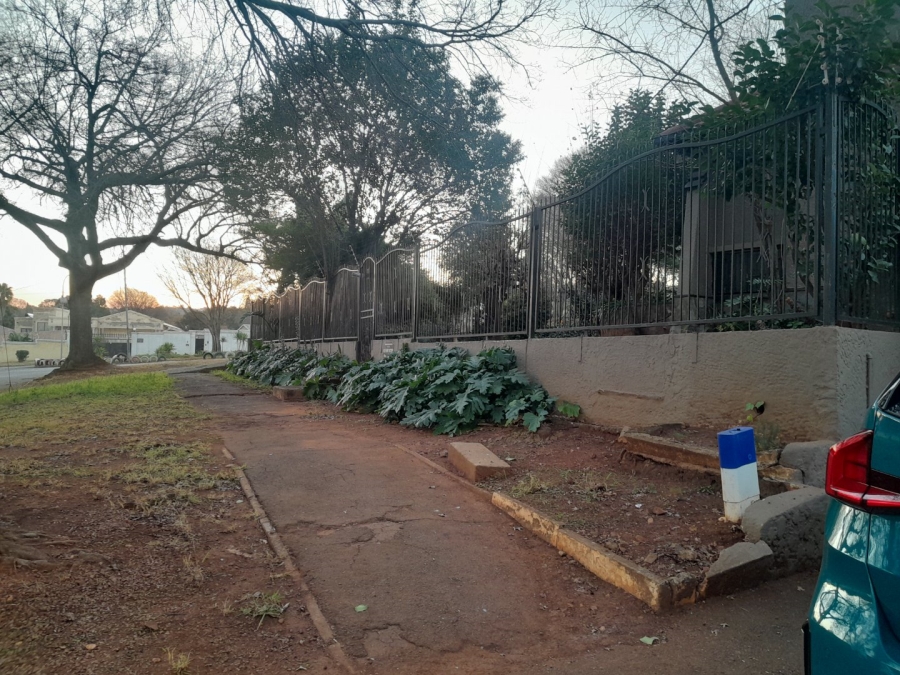3 Bedroom Property for Sale in Cyrildene Gauteng
