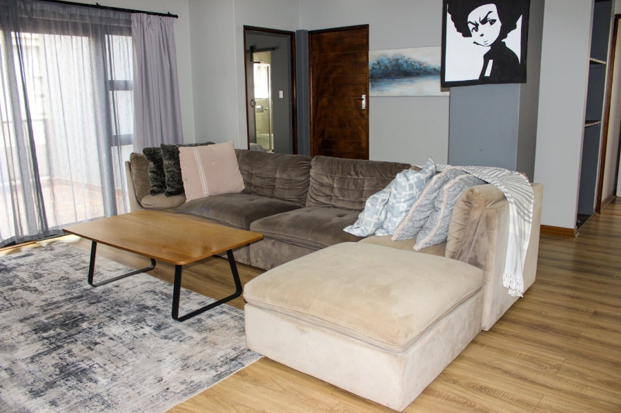 6 Bedroom Property for Sale in The Hills Game Reserve Estate Gauteng