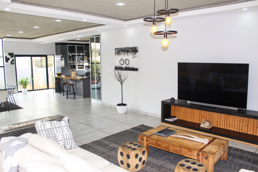 6 Bedroom Property for Sale in The Hills Game Reserve Estate Gauteng