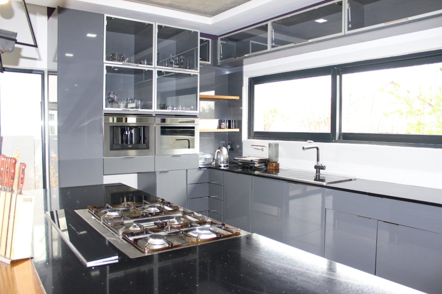 6 Bedroom Property for Sale in The Hills Game Reserve Estate Gauteng