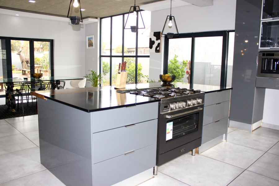 6 Bedroom Property for Sale in The Hills Game Reserve Estate Gauteng