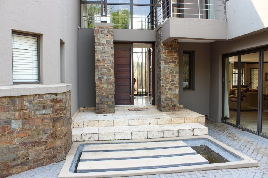 5 Bedroom Property for Sale in Mooikloof Equestrian Estate Gauteng