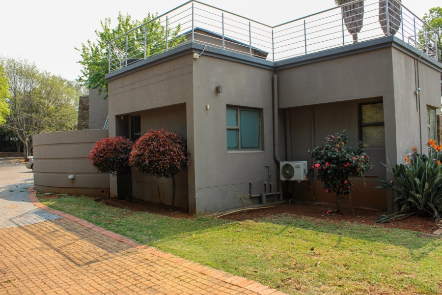 5 Bedroom Property for Sale in Mooikloof Equestrian Estate Gauteng