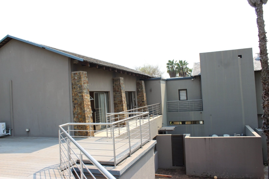 5 Bedroom Property for Sale in Mooikloof Equestrian Estate Gauteng