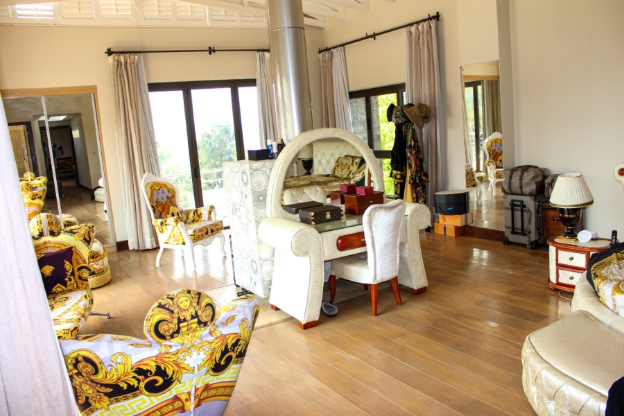 5 Bedroom Property for Sale in Mooikloof Equestrian Estate Gauteng