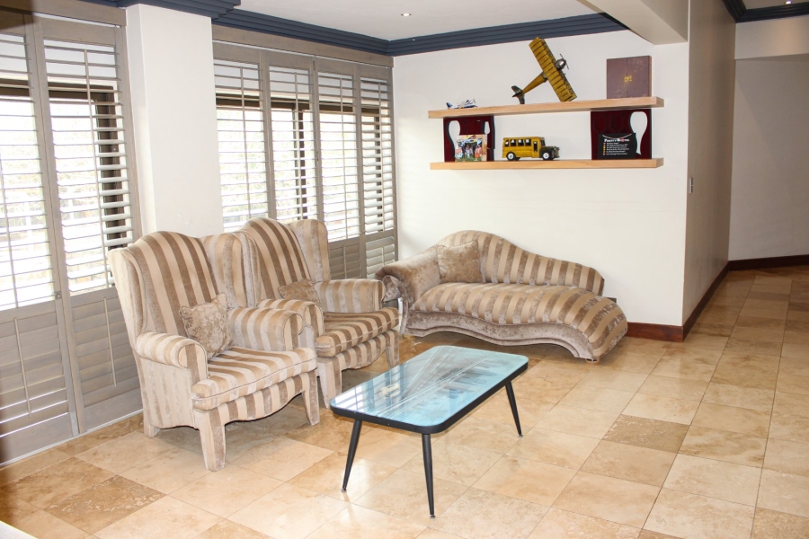 5 Bedroom Property for Sale in Mooikloof Equestrian Estate Gauteng