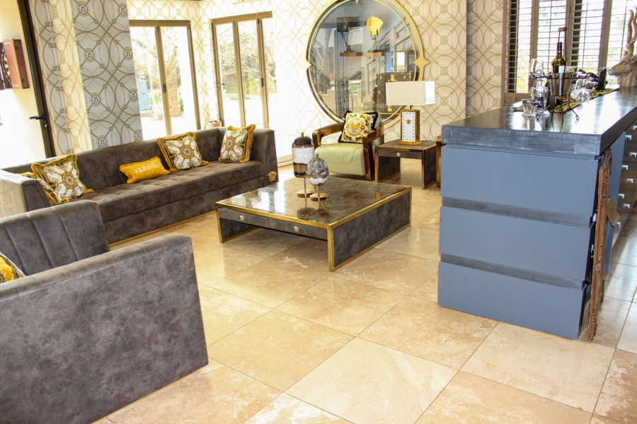 5 Bedroom Property for Sale in Mooikloof Equestrian Estate Gauteng