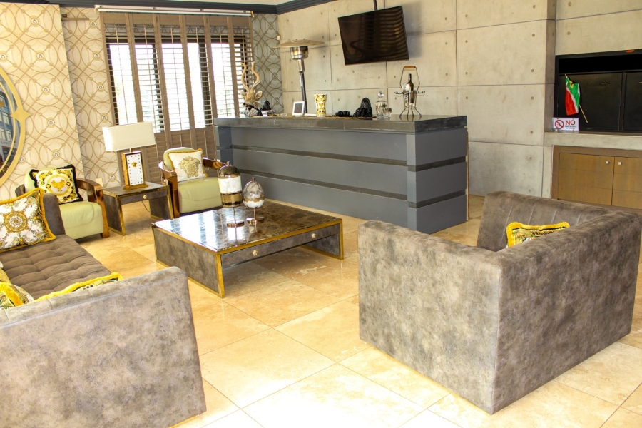 5 Bedroom Property for Sale in Mooikloof Equestrian Estate Gauteng