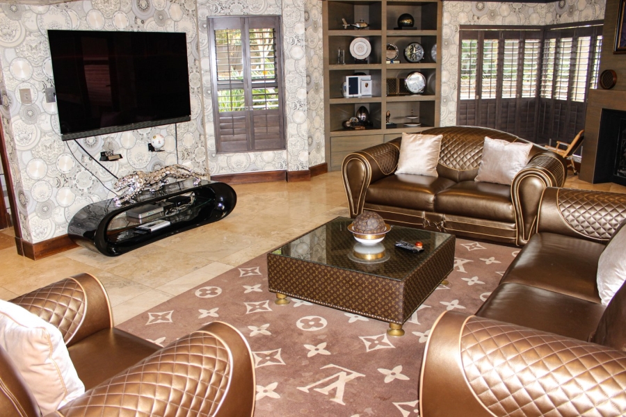 5 Bedroom Property for Sale in Mooikloof Equestrian Estate Gauteng