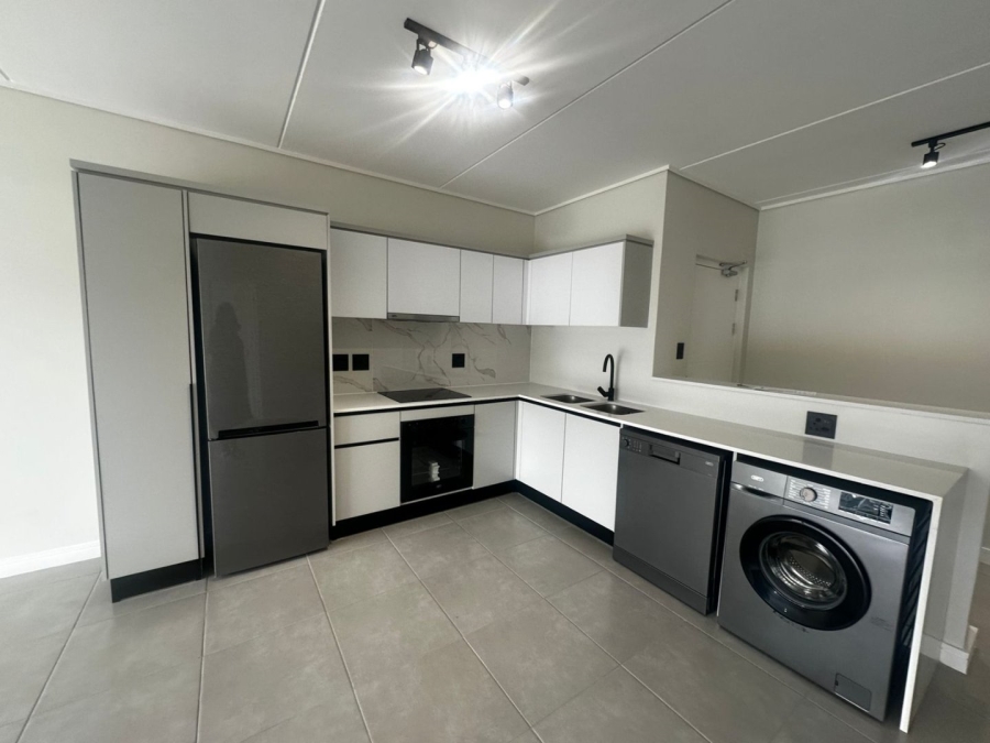To Let 3 Bedroom Property for Rent in Waterfall Gauteng