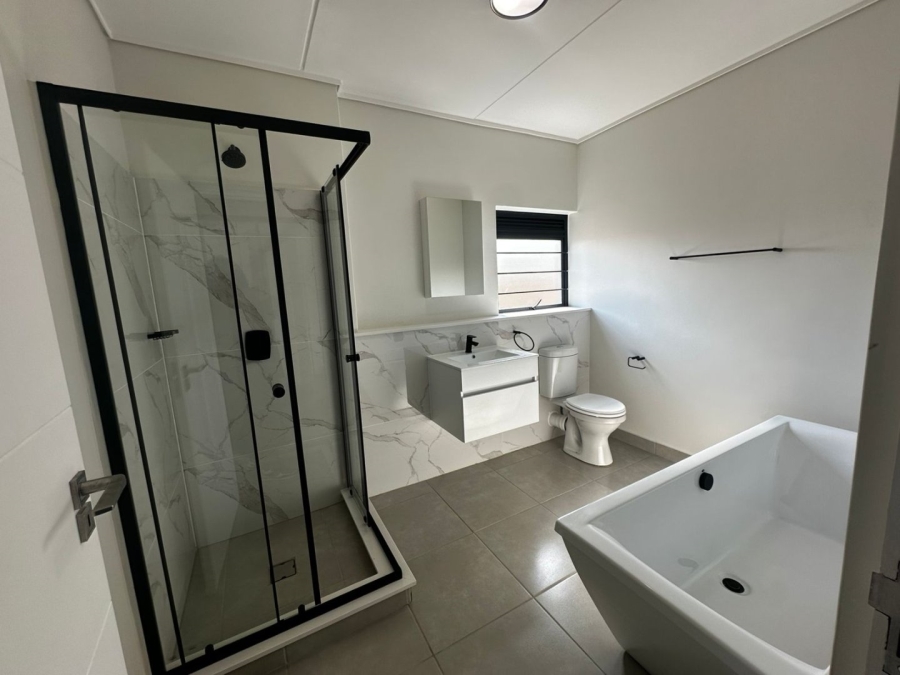 To Let 3 Bedroom Property for Rent in Waterfall Gauteng