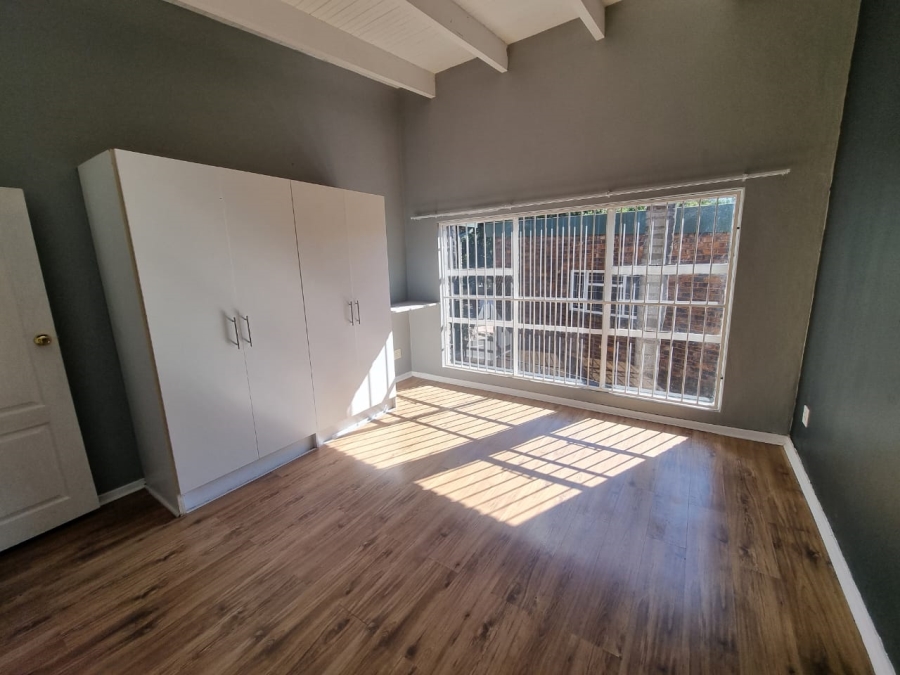 4 Bedroom Property for Sale in Moreleta Park Gauteng