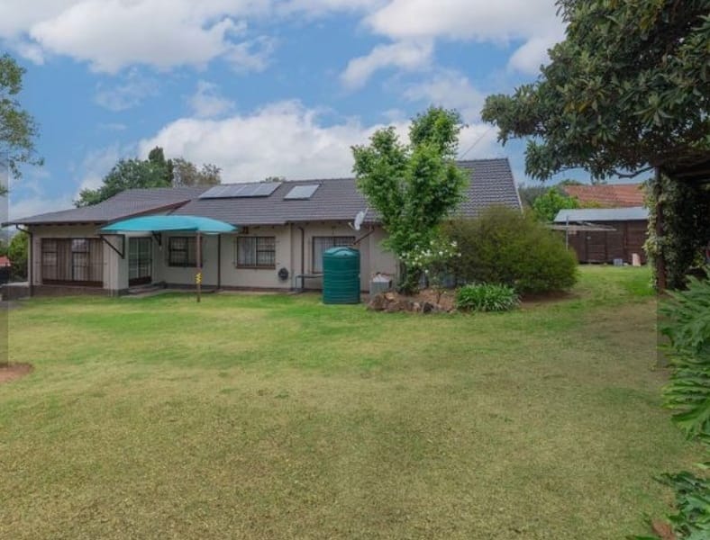 5 Bedroom Property for Sale in Birchleigh Gauteng