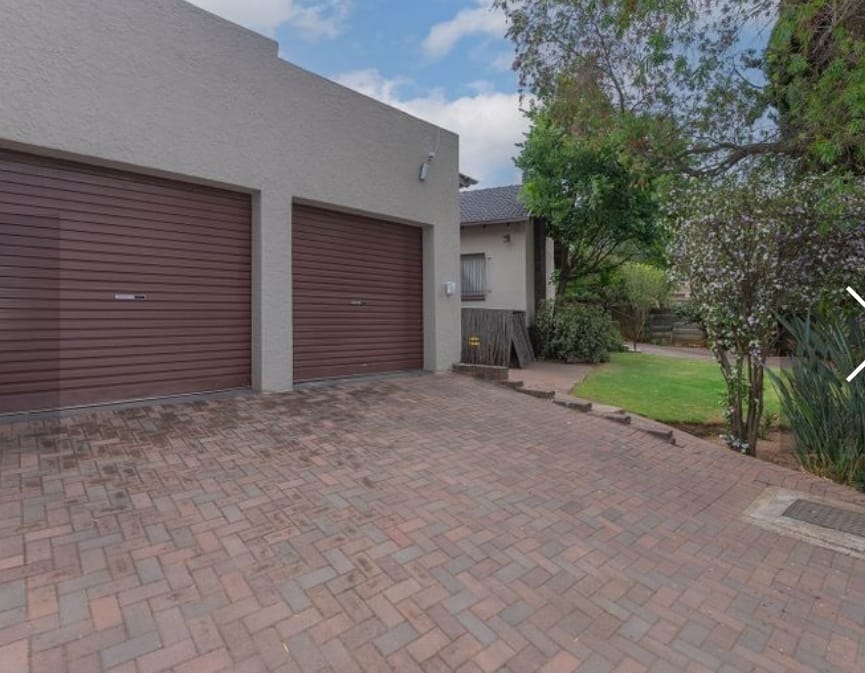 5 Bedroom Property for Sale in Birchleigh Gauteng