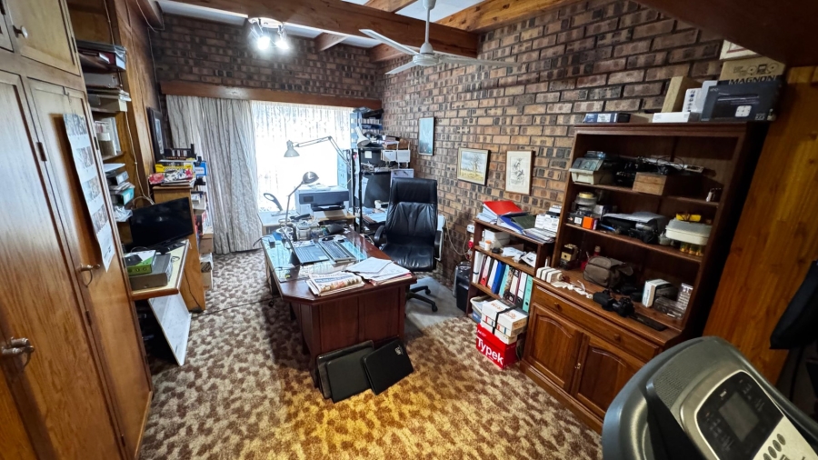 3 Bedroom Property for Sale in Wierda Park Gauteng