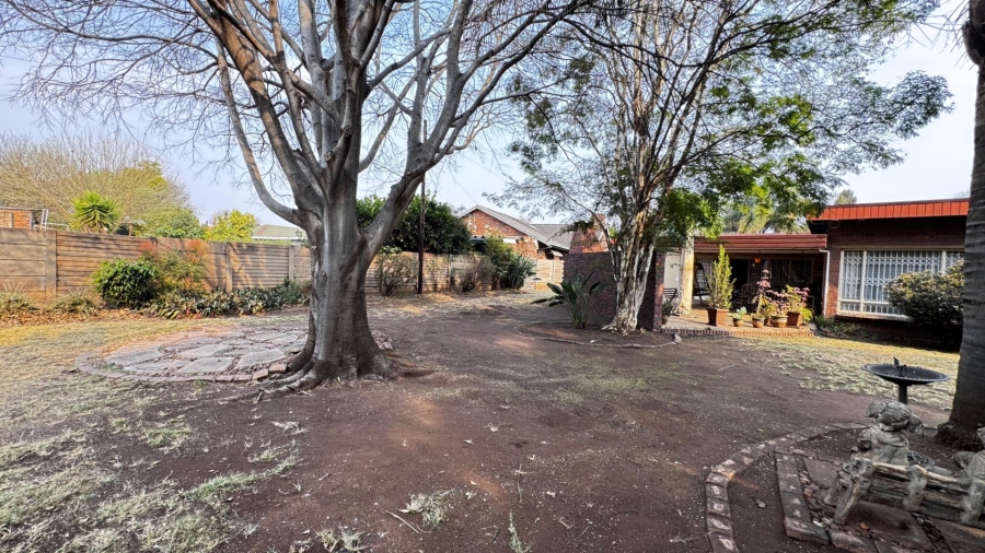3 Bedroom Property for Sale in Wierda Park Gauteng