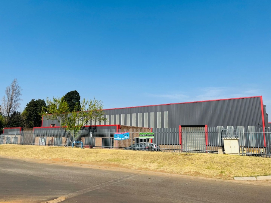  Bedroom Property for Sale in Jet Park Gauteng