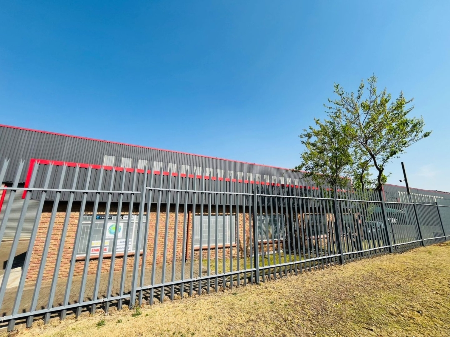  Bedroom Property for Sale in Jet Park Gauteng