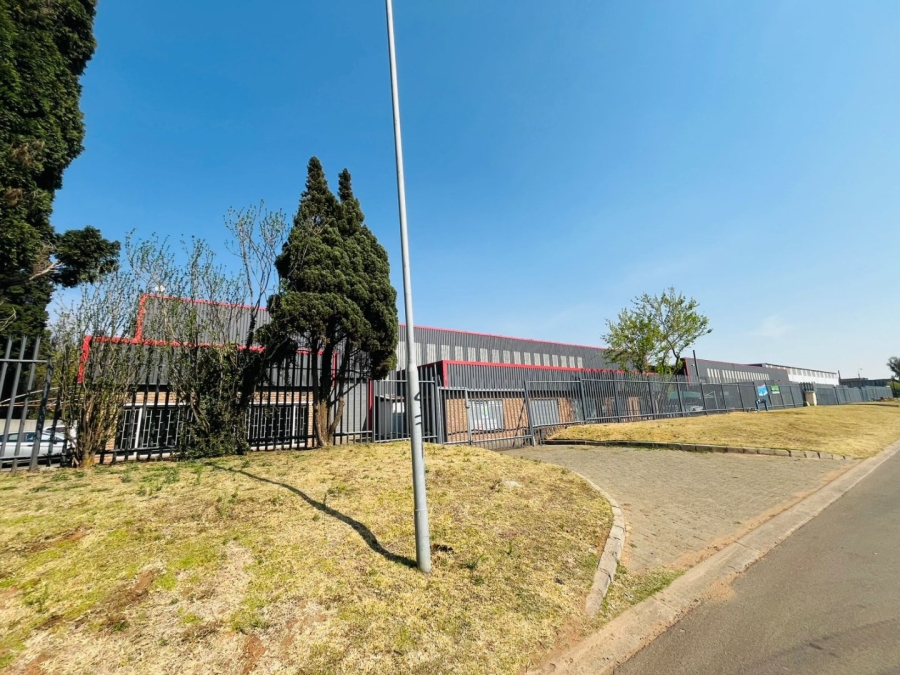  Bedroom Property for Sale in Jet Park Gauteng