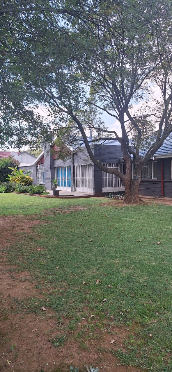 3 Bedroom Property for Sale in Selcourt Gauteng