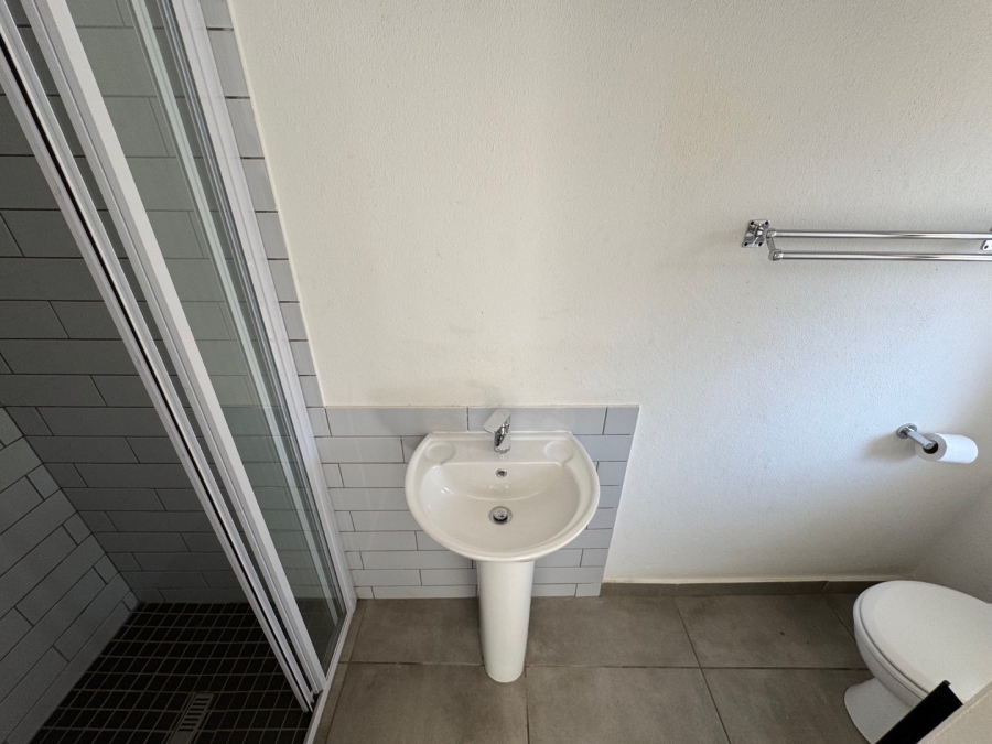 2 Bedroom Property for Sale in Glen Erasmia Gauteng