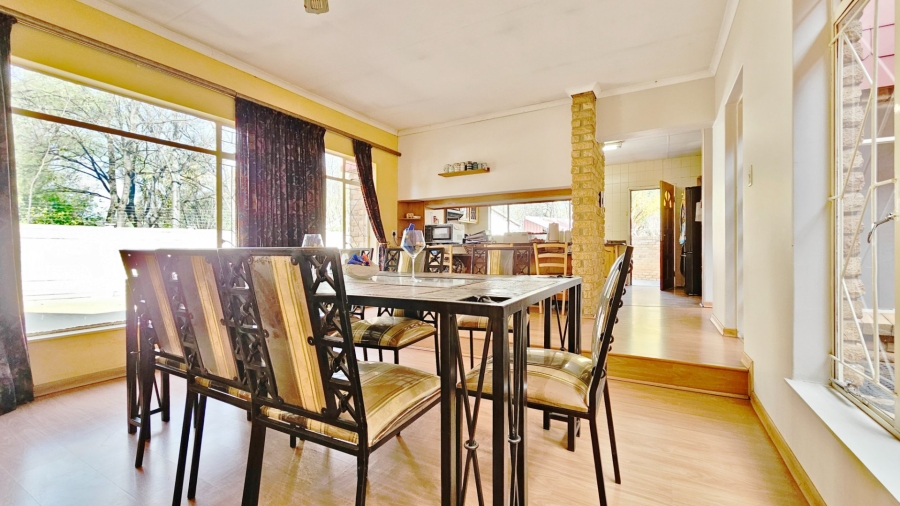 4 Bedroom Property for Sale in Three Rivers Proper Gauteng