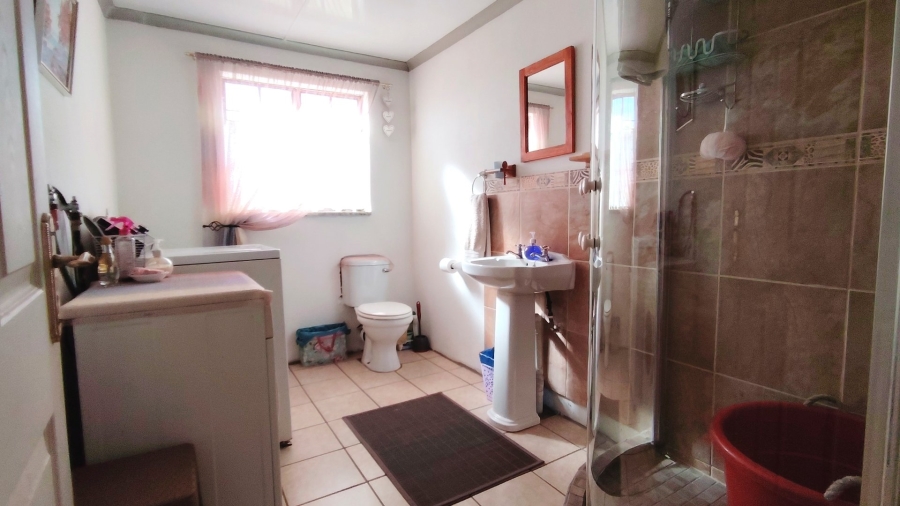  Bedroom Property for Sale in Nelsonia Gauteng