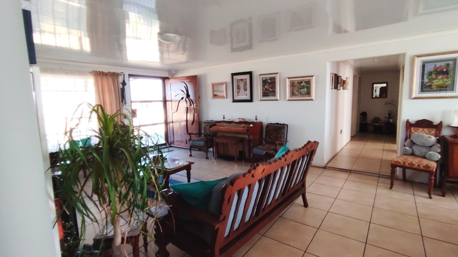  Bedroom Property for Sale in Nelsonia Gauteng